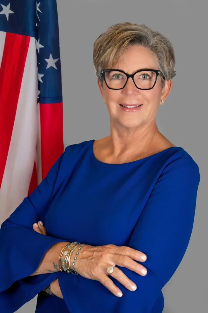 Dr. Kim Gasaway - American Eagle Fence